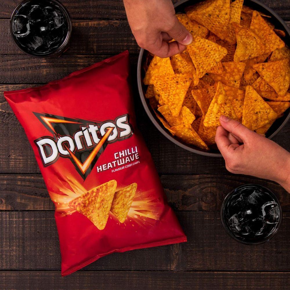 Doritos Chilli Heatwave, leicht würzige Käsesnacks von 150g - Image 2